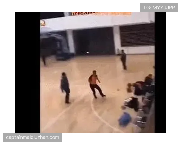 场内犯规和场外犯规的判罚标准到底有什么不同？